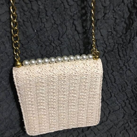 Woven Cream Color Small Purse - Picture 3 of 12